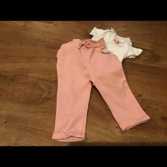Pants 3-4 months with free top (6-9 months) - Picture 2 of 7
